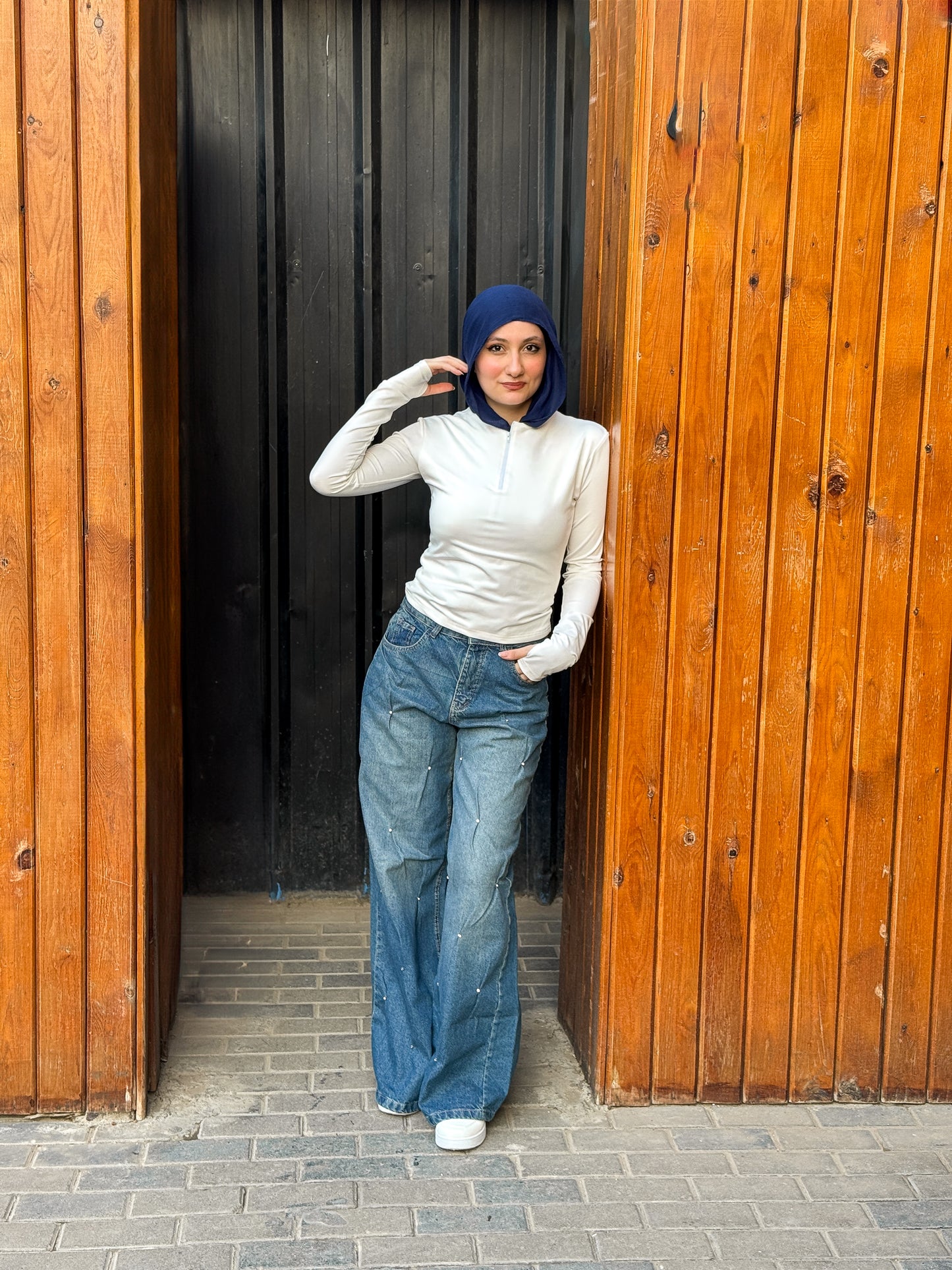 Rhinestones denim pants