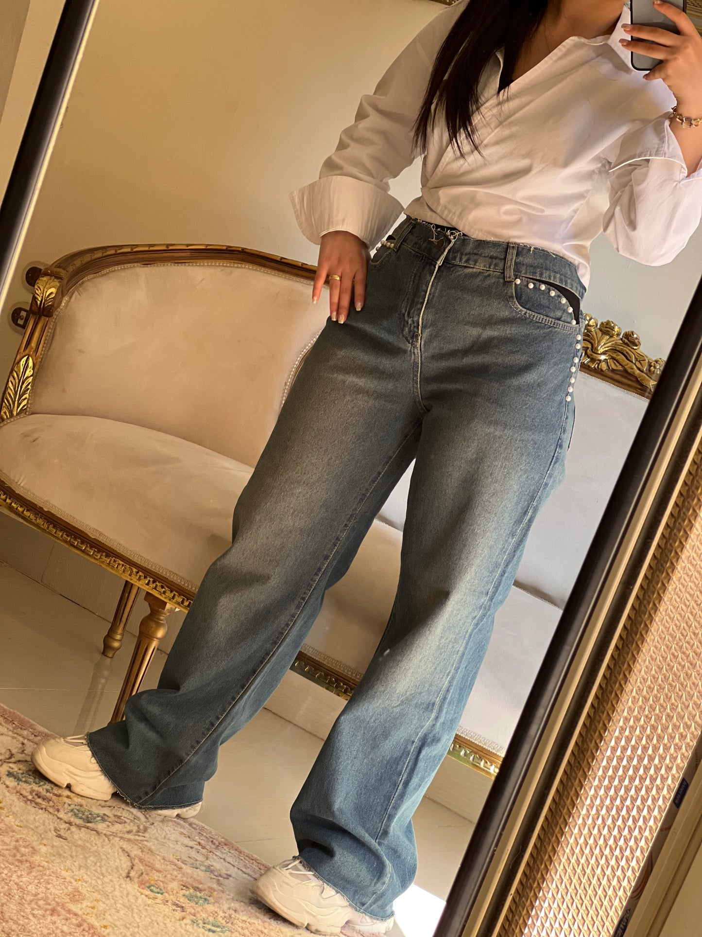 Jeans with a pearl twist